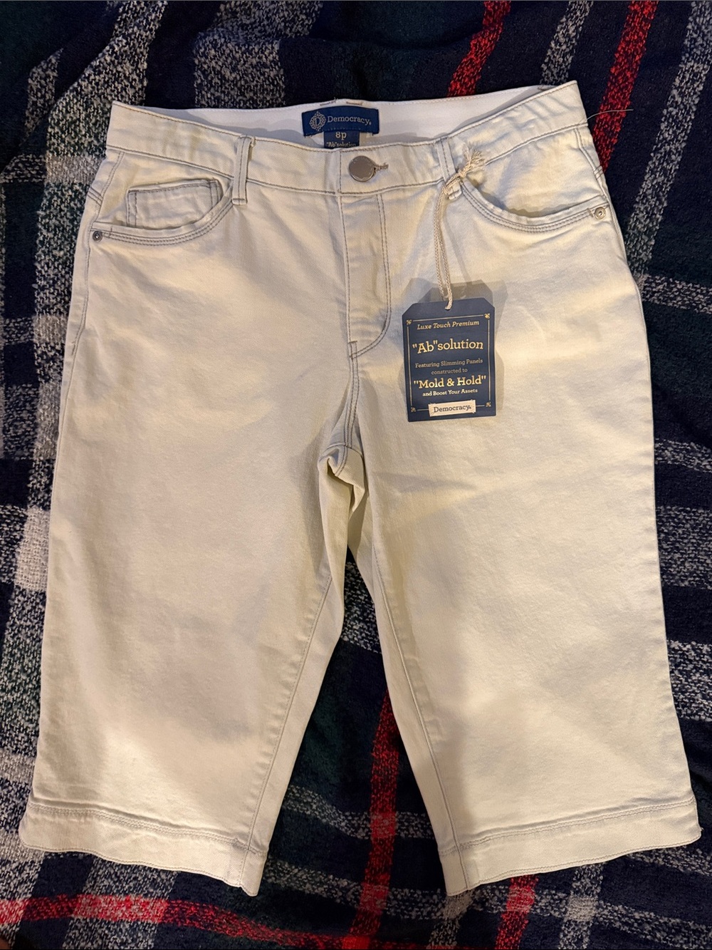 Democracy Denim white washed Women’s Jean Bermuda Shorts